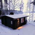 Moekki Salakka Raeaekkylae Pohjois-karjala Alpesi faház Nieminen (Eastern Finland)